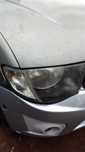 USED MITSUBISHI TRITON HEADLIGHTS FOR SALE