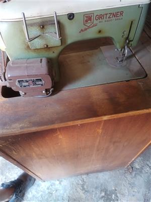 Gritzer sewing machine vintage 