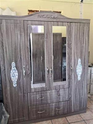 4 door wardrobes