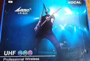 Lane Wireless microphone system UHF