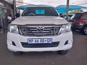 2014 TOYOTA HILUX 2.5 D4D SINGLE CAB 4X4 HIGH RIDER 120 000KM WHITE COLOR DIESEL 