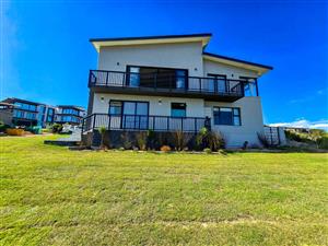 House For Sale in Stilbaai Oos