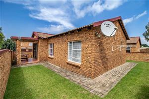 Townhouse For Sale in Honeypark