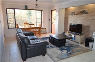 Light Bright Immaculate Resort Style Secure 2 bed Apartment