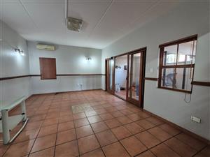 !FULL TITLE TOWNHOUSE FOR SALE!