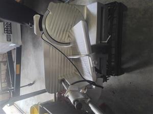 Automatic slicer