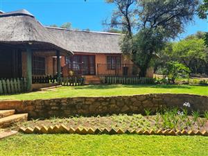 Twin Oaks – 2 Homes on 8.4ha -  a Tranquil Country Estate!