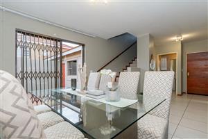 Cluster Home in secure complex