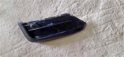 Neat VW Tiguan R-Line Left Side Fog Light Cover