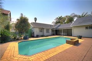 House For Sale in Brackendowns