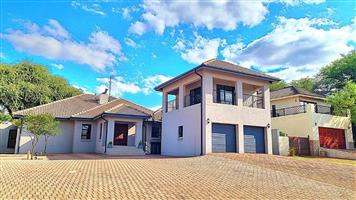 Modern Bushveld Staycation – Style, Safety, and Space for Family Living!