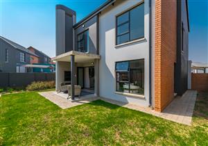 Buy direct from the developer - NEW FREE-STANDING HOME