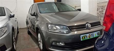 2015 POLO VIVO 1.4 ENGINE, MANUAL, GREY COLOR 78000KM