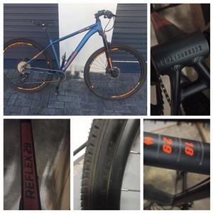 Avalanche Reflex 1.0 bike