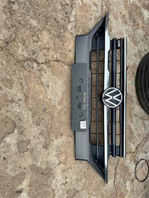 VW Amarok Main Front Bumper Grill