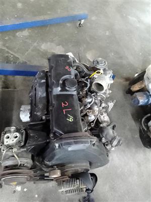 TOYOTA HILUX 2L 2.4L COMPLETE ENGINE FOR SALE