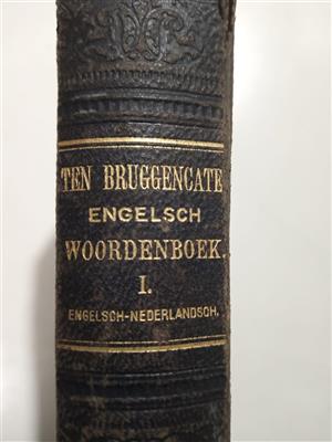 Engelsch – Nederlandsch Woordenboek: Published 1902 (124 years old in 2026)