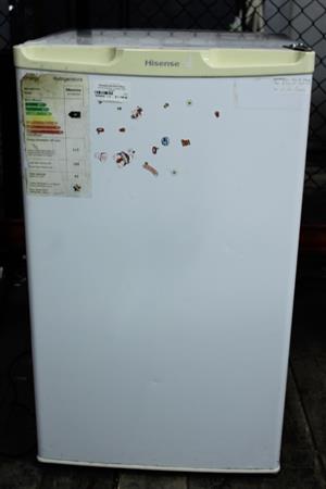 HISENSE BAR FRIDGE (S066943A)