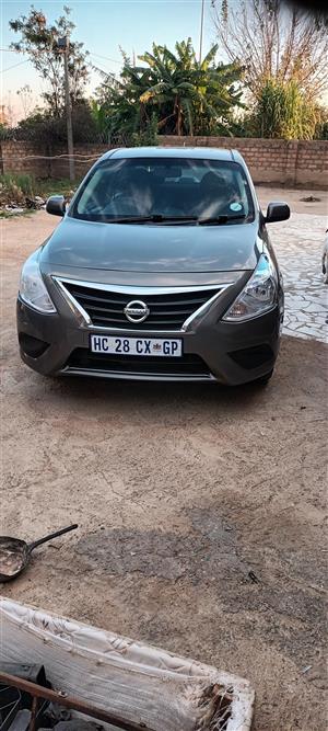 Am selling my nisan almera 2017 in excellent running condition 