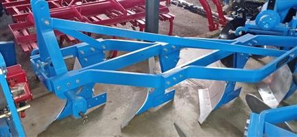 New Giant mouldboard ploughs available