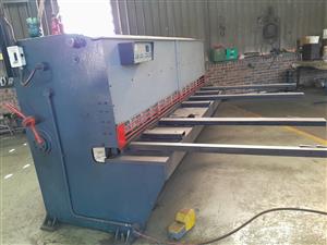 SIM 6 x 3000 guillotine for sale 
