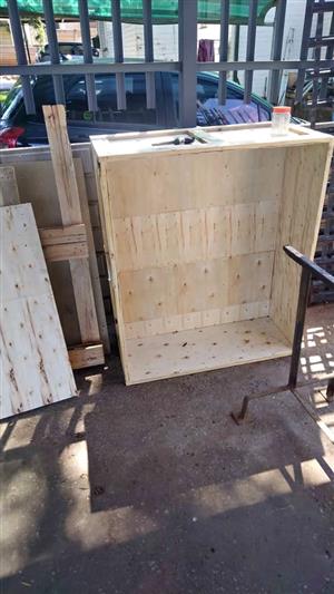 Wooden crates wooden boxes Pretoria.1. 1m x 940cm x 450cm