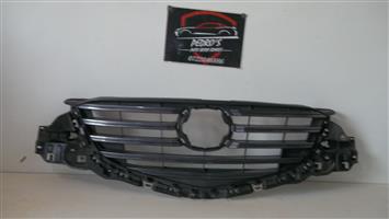 Mazda CX-5 upper radiator grille