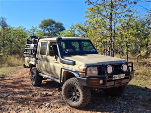 2010 Toyota Land Cruiser 79 4.0 V6