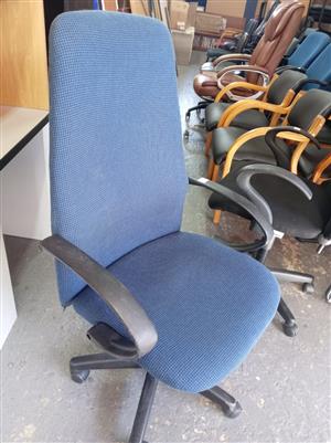 High back office chair