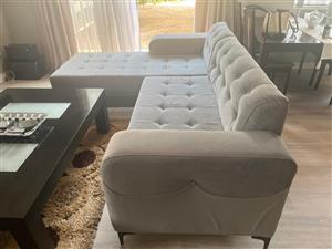 New L shaoe couch set for sale 