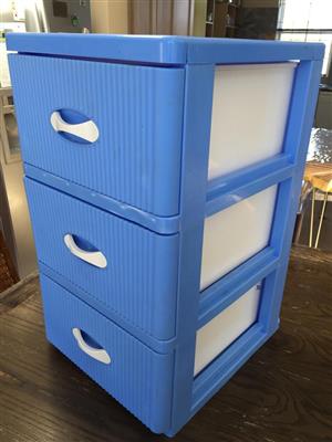 3 Drawer Plastic Storage Chest Of Drawer Unit See Pictures For
