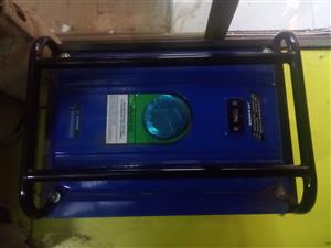 Mac Africa 2.2kw petrol generator. Like new 