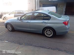 BMW 3ibi Auto,2014,80000km,Blue,Leather seat