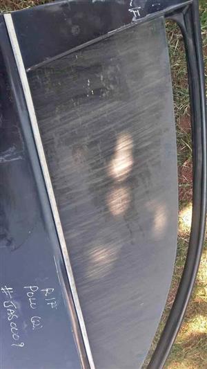 VW polo 2 door GT type Rhs door glass selling 