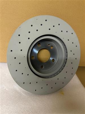 BRAND NEW VENTED DISCS FOR AMG SPEC W205 C-CLASS 2014-2018 MODEL 