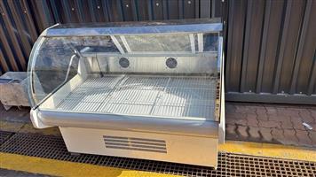 USED BEVERAGE COOLER BACK BAR COOLER DELI DISPLAY