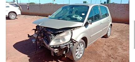 Renault Scenic shell with doors, seats  and wiring, papers