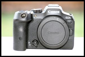 Canon EOS R7 - Body Only (Demo - BOXED)