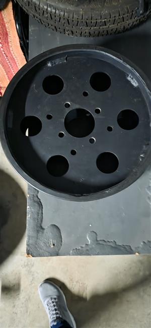Caravan space saver/dropper wheels