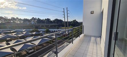 Modern Top-Floor Retreat