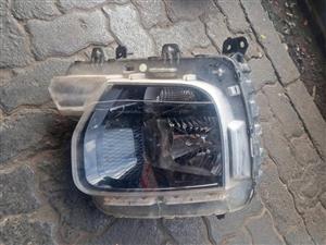 2021 UPWARDS HYUNDAI STERIA HEADLIGHT LEFT HAND SIDE 
