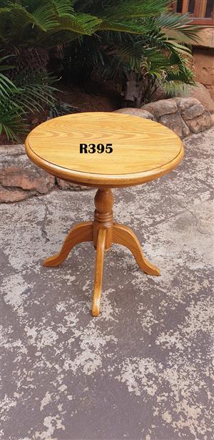 Round Solid Oak Side Table (D 400mm H 460mm)