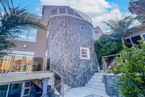 House For Sale in Bassonia