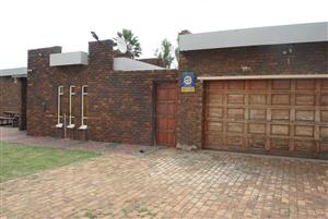 House For Sale in Meyerton Park
