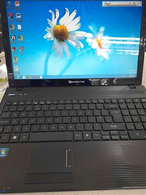 I3 laptop 6gb ram 300hd