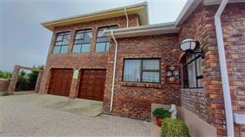 4 BEDROOM DOUBLE-STORY HOUSE FOR SALE