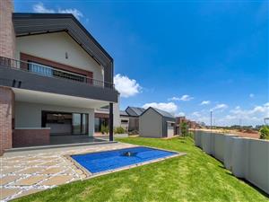 House For Sale in Midstream Heights