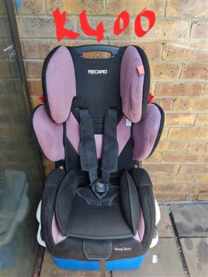 Car seat for sale  9 to 36 kg max