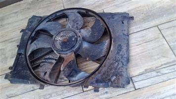 Mercedes benz w204 Radiator fan