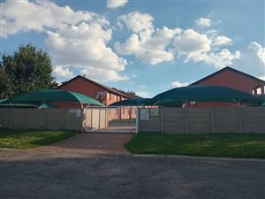 To Rent: 2-Bedroom Apartment in Die Eike, Burgershoop – Krugersdorp